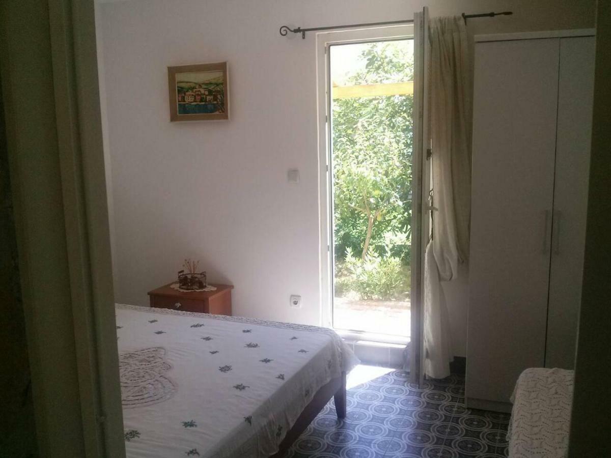 Apartman Vivian Pula Zewnętrze zdjęcie
