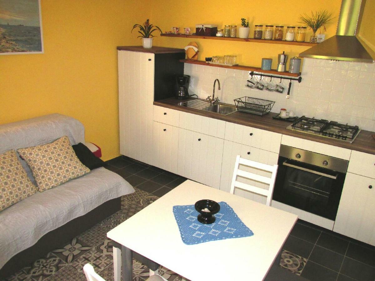 Apartman Vivian Pula Zewnętrze zdjęcie